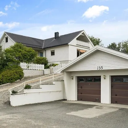 Lofoten 02 레크네스